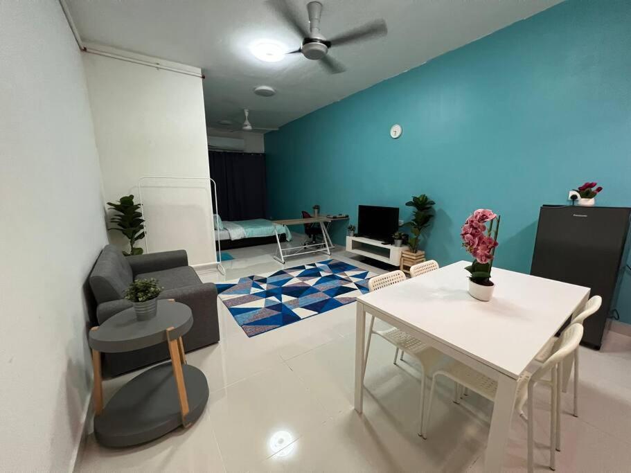 Mufa Studio Suites Klia Sepang Exterior photo